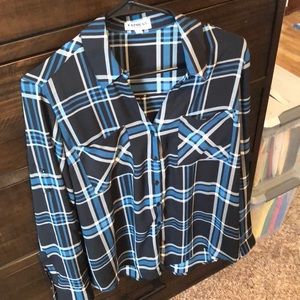 🚫SOLD🚫 Express Women’s Portofino Top